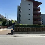Campo Smith - Les Floralies Free Parking * 巴多尼奇亚