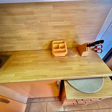 Campo Smith - Les Floralies Free Parking